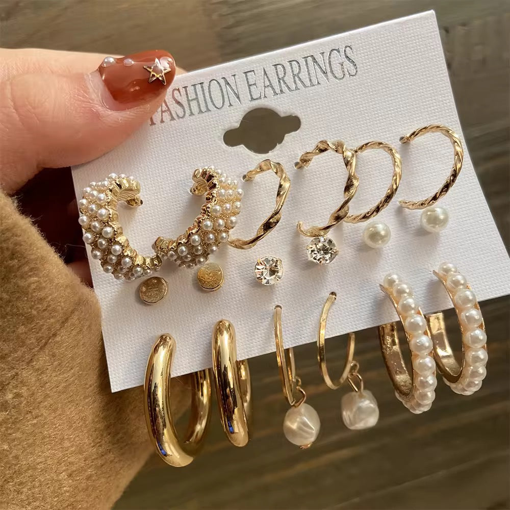 ✨ Modern Elegance – Gold Plated Hoop Earrings ✨