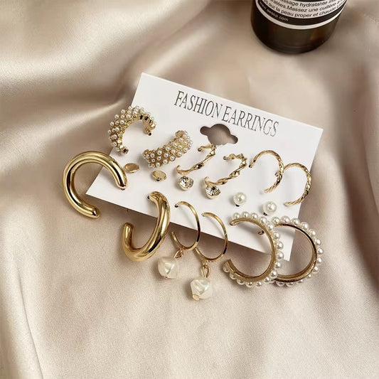✨ Modern Elegance – Gold Plated Hoop Earrings ✨